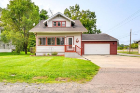 Grand Blanc Rental with Gas Grill and Private Yard